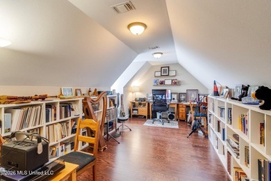 BACK ON THE MARKET AT NO FAULT OF THE SELLER! Beautiful - photo 22
