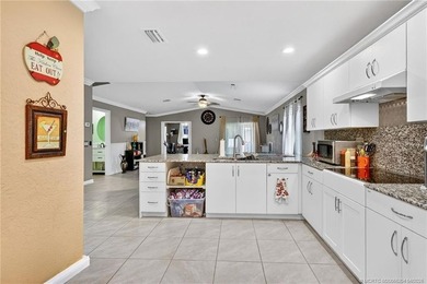 Come Experience FLORIDA RESORT LIFESTYLE --- Tranquil community - photo 22