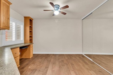 Beautiful single-story home located in *The Cottages*, one of - photo 13
