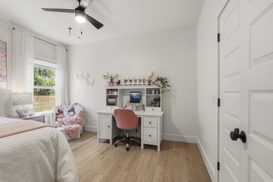 Welcome to Bear Creek, Freeport's premier gated community and - photo 16