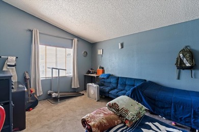 Well-maintained 3-bedroom, 2-bath manufactured home offering 1 - photo 16