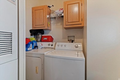 Well-maintained 3-bedroom, 2-bath manufactured home offering 1 - photo 19