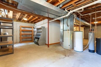Welcome to your peaceful log home retreat! Nestled in a serene - photo 20