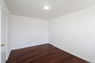 Enjoy comfortable living in this recently renovated one bedroom - photo 21