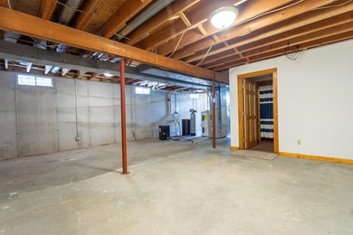 Welcome to your peaceful log home retreat! Nestled in a serene - photo 22