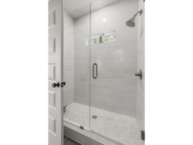Welcome to Bear Creek, Freeport's premier gated community and - photo 24