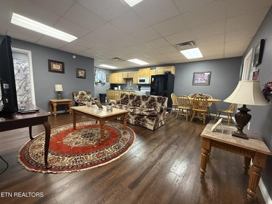 6.81 Acres! I am so excited to share this property in the heart - photo 31