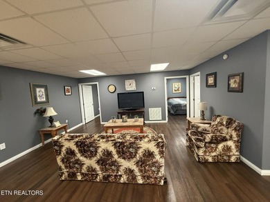 6.81 Acres! I am so excited to share this property in the heart - photo 32