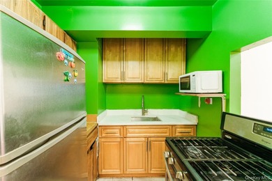 This Particular COOP Unit Is Conveniently Located In The Heart - photo 10
