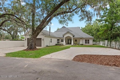 3845 Harbor Drive presents a rare waterfront offering where a - photo 3