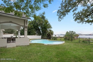 3845 Harbor Drive presents a rare waterfront offering where a - photo 6