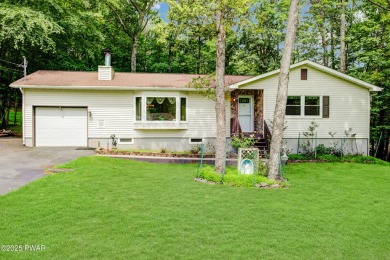 Lake Home For Sale in Dingmans Ferry, Pennsylvania