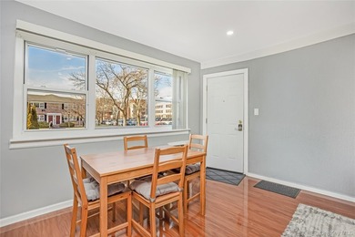 Move right into a fully renovated, spacious, and sun-filled - photo 2