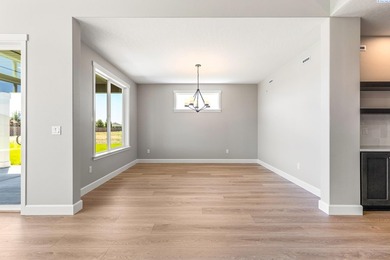 MLS# 285206 | The Willamette plan blends space, flexibility, and - photo 13