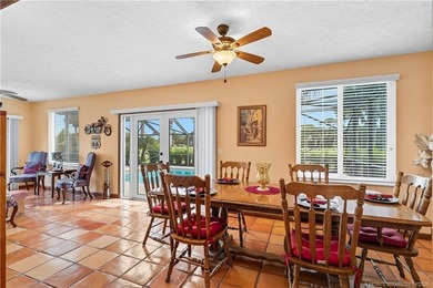 This beautifully maintained home is perfect for the golf lover - photo 25