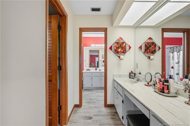 This beautifully maintained home is perfect for the golf lover - photo 28