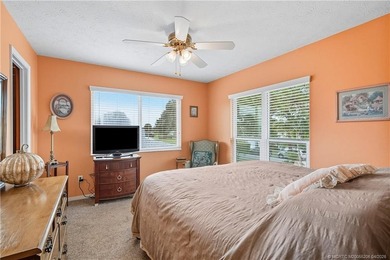 This beautifully maintained home is perfect for the golf lover - photo 36