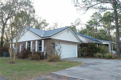 (private lake, pond, creek) Home For Sale in Lee Florida