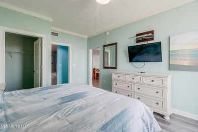 Water views and warm breezes in the heart of Biloxi Beach - if - photo 8