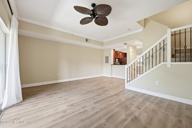 Price adjusted on this Water view, move-in-ready condo in Il - photo 7