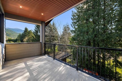 BRAND-NEW HALF DUPLEX WITH A SUITE! Located in sought-after - photo 17
