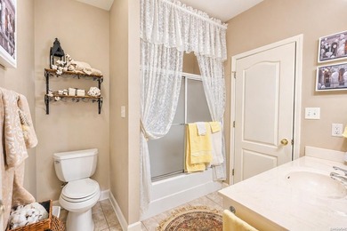Lake life just got easier with this well-appointed condo - photo 23