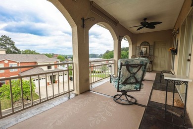 Lake life just got easier with this well-appointed condo - photo 33