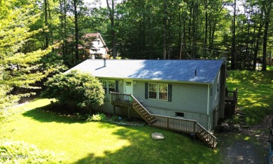 Lake Home For Sale in Tafton, Pennsylvania