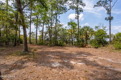 Nestled along the picturesque intercoastal waterway lies a rare - photo 26