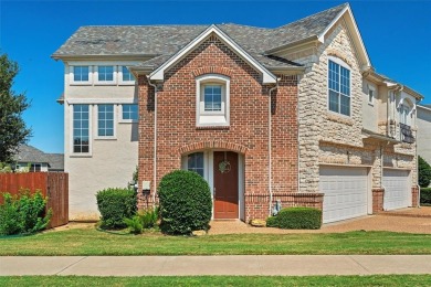Lake Townhome/Townhouse For Sale in Irving, Texas