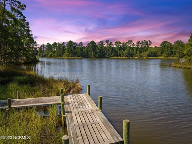 Neuse River Lot For Sale in Oriental North Carolina