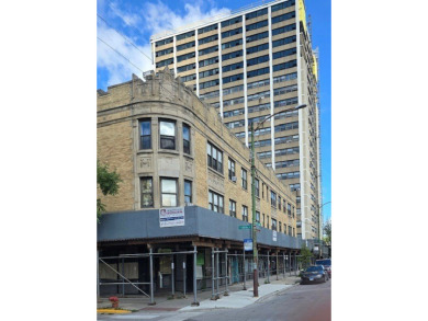 Lake Michigan - Cook County Commercial Active Under Contract in Chicago Illinois