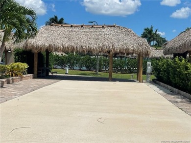 CALLING ALL PICKLE BALL PLAYERS! This beautiful lot has it all! - photo 7