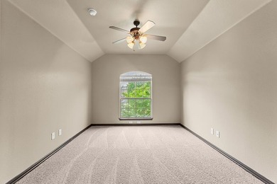 Welcome Home to 6631 Crestmoor Ln in Sachse, TX. Nestled in a - photo 22