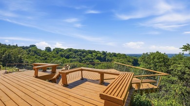 Perched high above the Mississippi River Valley, this - photo 27