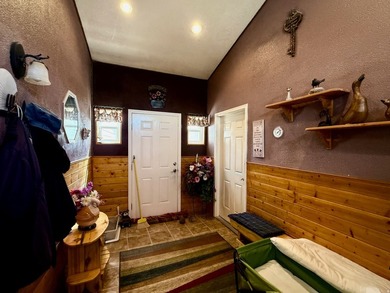 Spectacular Bear Lake Views, Year Round Comfort and Endless - photo 31