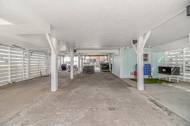 Newly renovated raised beach house located in the highly - photo 40