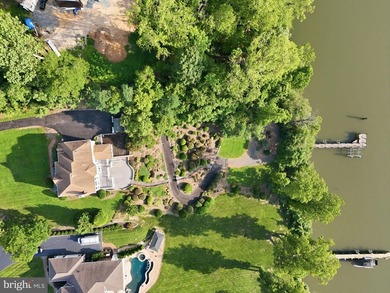Absolutely stunning brick front colonial on over 2.75 acres with - photo 5