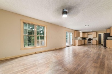 **Agent Owned** Taken down to the studs and rebuilt. This 3-bed - photo 13