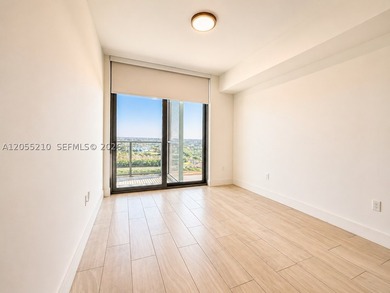 Experience sophisticated luxury living at Metropica North Tower - photo 15