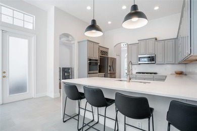 Stunning transitional home in sought after manned gated Keene's - photo 15