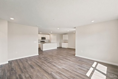 ASK ABOUT THE 4.75% ASSUMABLE LOAN OPPORTUNITY! Welcome home to - photo 18