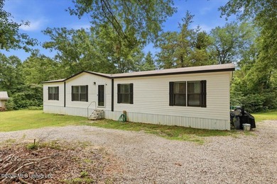 Welcome to country living at its finest! This like-new 2024 - photo 2