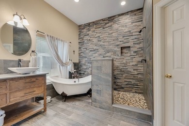 Stonebridge Ranch beauty on a private, oversized golf course lot - photo 23