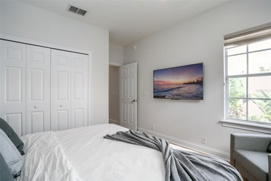 Stunning transitional home in sought after manned gated Keene's - photo 31