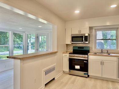 Home has a Tasteful Brand New Renovation. Kitchen is Brand New - photo 5