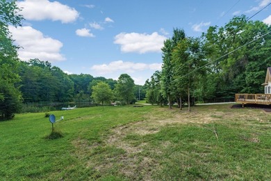 **Agent Owned** Taken down to the studs and rebuilt. This 3-bed - photo 38