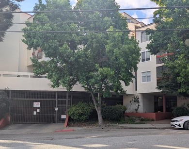 Investor Special! Fantastic opportunity to transform this condo - photo 1