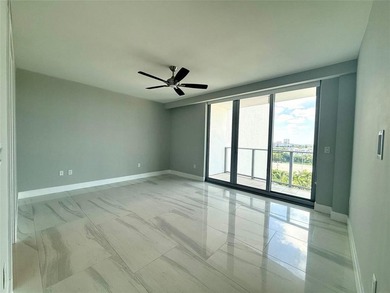 PRICED TO SELL !!! this sparkling new 2/2 condo in the luxury - photo 9