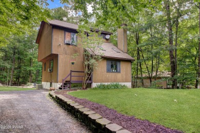 Lake Home For Sale in Bushkill, Pennsylvania